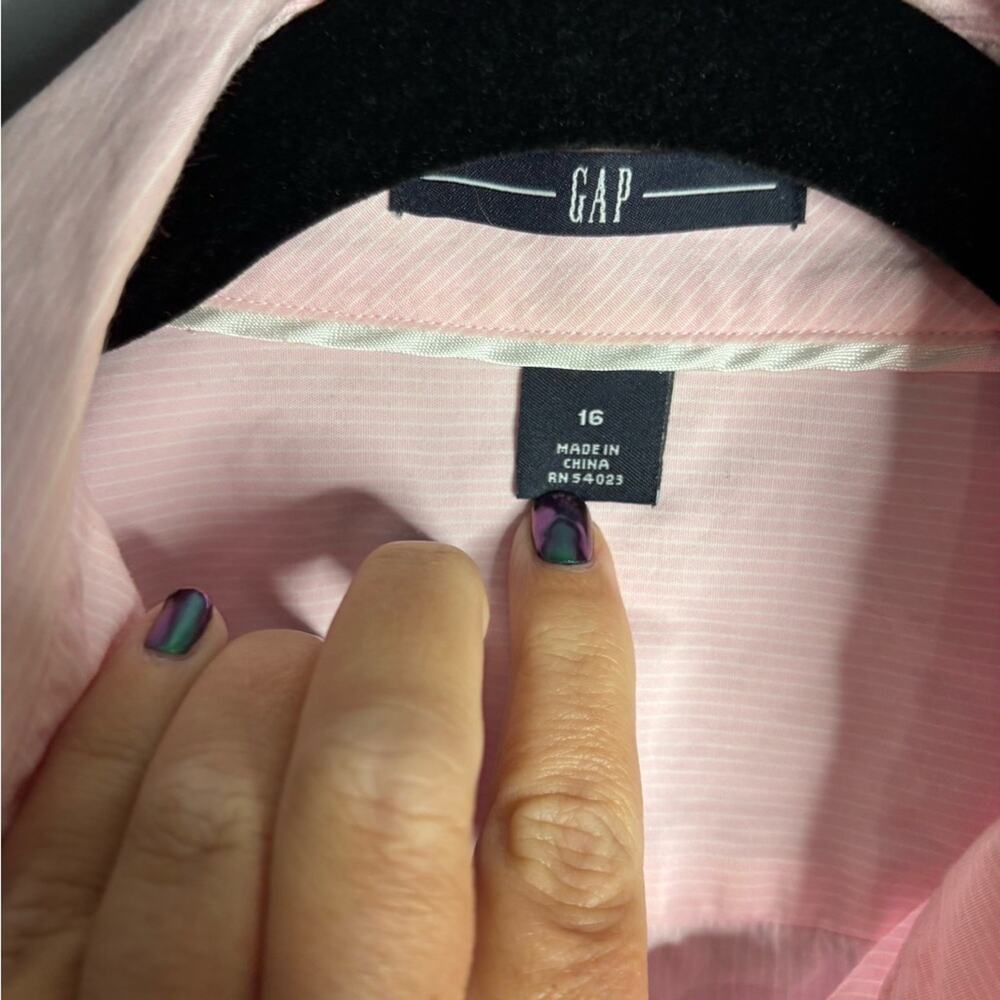 Gap Pink & White Striped Button Down Shirt 16 - Picture 6 of 8